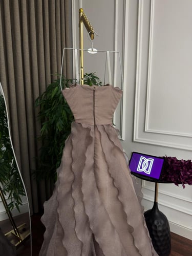 فستان وصايف