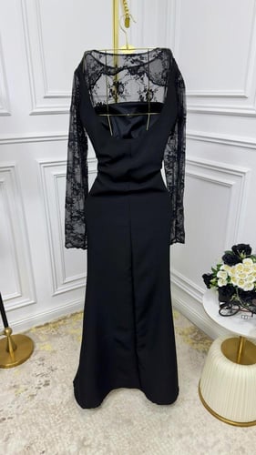 فستان أرينا