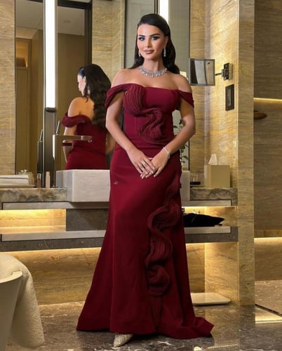 فستان الهام