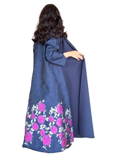 عباية كريب بقصه ربع كلوش & جاكار