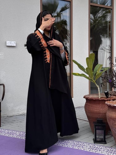 عباية مخمل قصه نص كلوش & كم كلوش كشميري & أطراف ال...