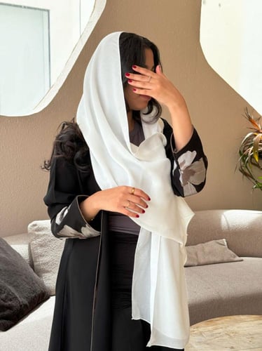 عبايه كريب بلقيس قصه استريت قيطان & تطريز كمبيوتر