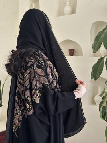 كريب اسبشل رسم & شك يدوي بقصه نص فراشه