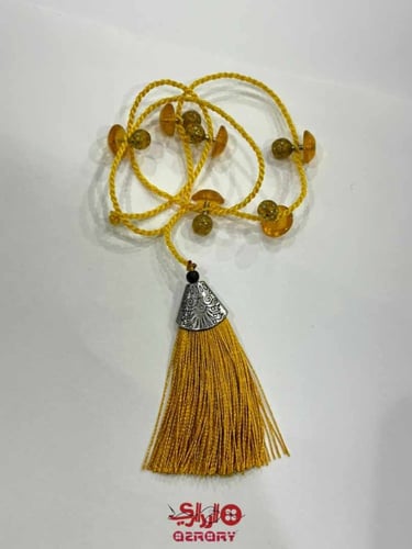 تركيبات عظم من ازراري باللون الاسود