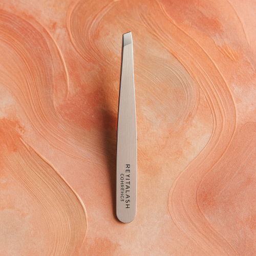 ريفيتالاش - ملقط الحواجب