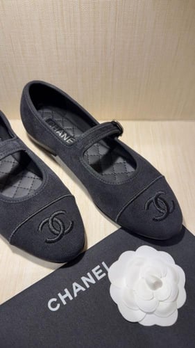 فلات CHANEL