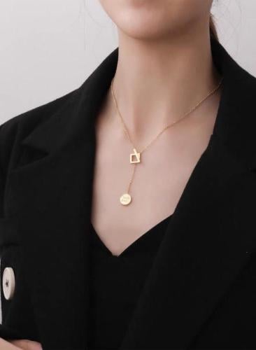 قلادة ذهبية للنساء قلادة على شكل مربع مع دائرة ذهب...