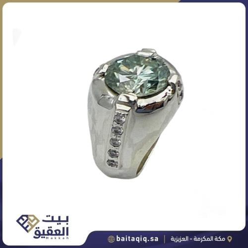 خاتم موزنايت مطعم بالموزنايت بصياغة فاخرة