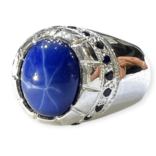 خاتم زفير نجمي مطعم بالزفير