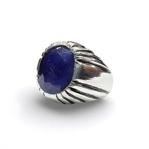 خاتم ملكي بالزفير الأفريقي