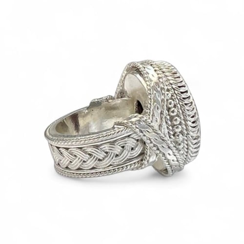 خاتم عقيق يمني كبدي صياغه نجرانية سلك يدوي