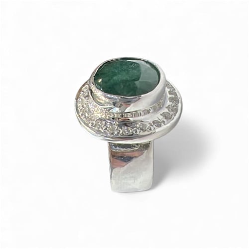 خاتم الزمرد الافريقي مطعم بالموزنايت