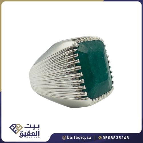 خاتم الزمرد الأفريقي مربع