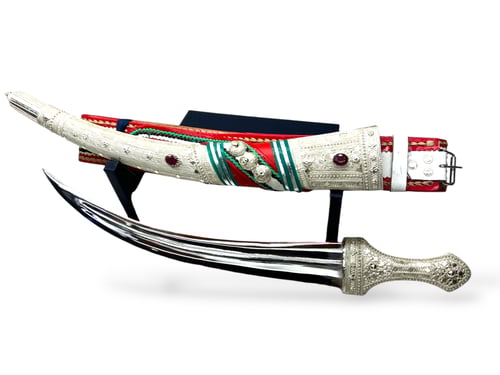 جنبية الذريع المحبب مطعمه بالياقوت الأفريقي 60 سم