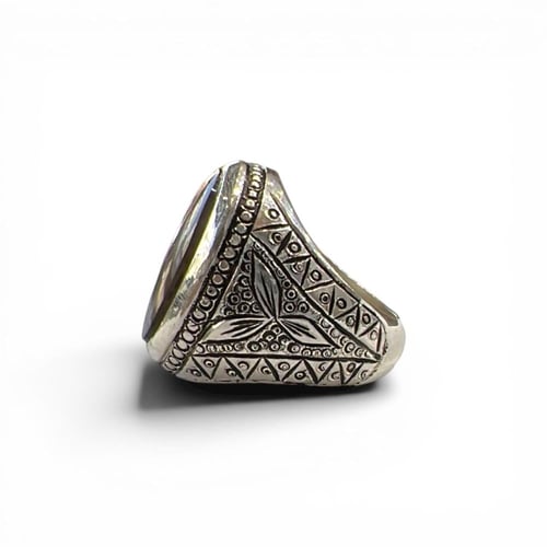 خاتم البرتاش بالعقيق اليمني