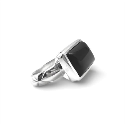 خاتم ملكي بالعقيق الكبدي