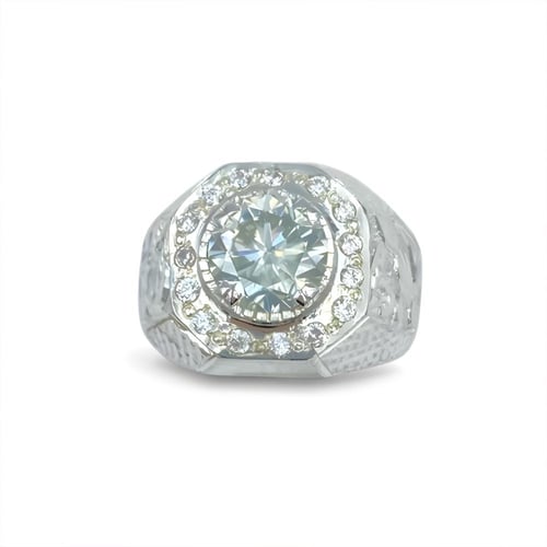 خاتم الموزنايت الملكي مطعم بالموزنايت