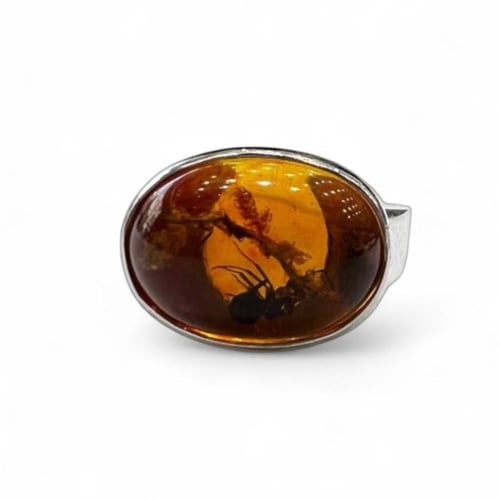 خاتم ملكي كهرمان محشر بصياغة حجازية ملكية