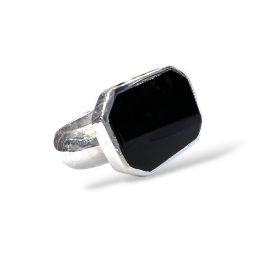 خاتم عقيق الأونكس بصياغة ملكي حجازية سداسي