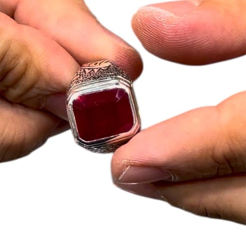 خاتم الياقوت بصياغة حجازية برتاش