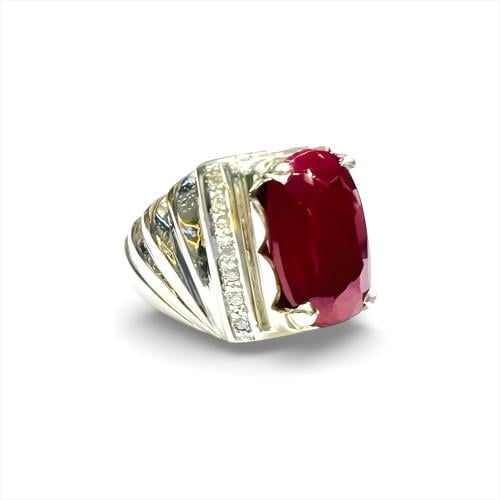 خاتم الياقوت مطعم بالموزنايت