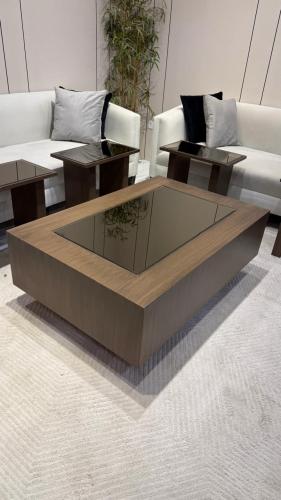 طقم طاولات (٥) قطع