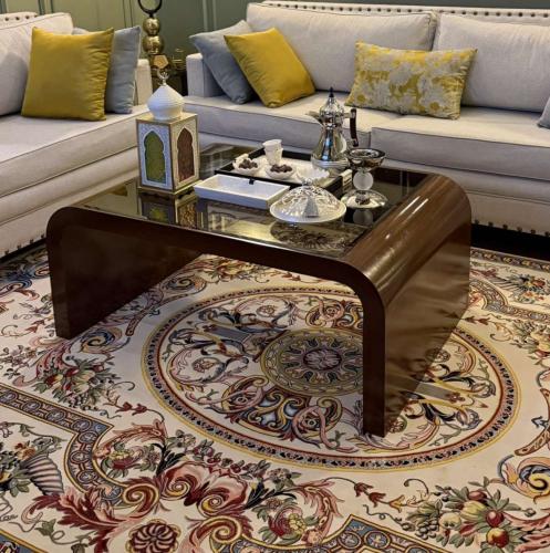 طاولة تقديم