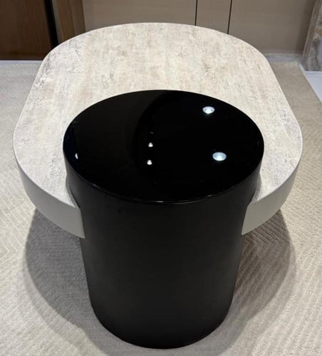 طاولة تقديم