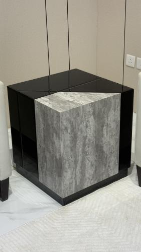 طاولة جانبيه بديل رخام مع مرايا