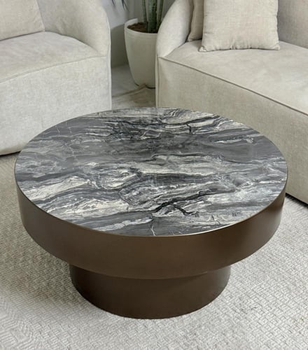 طاولة تقديم