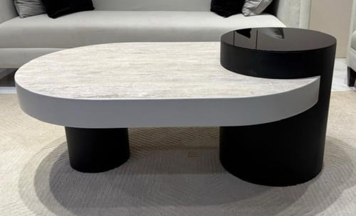 طاولة تقديم