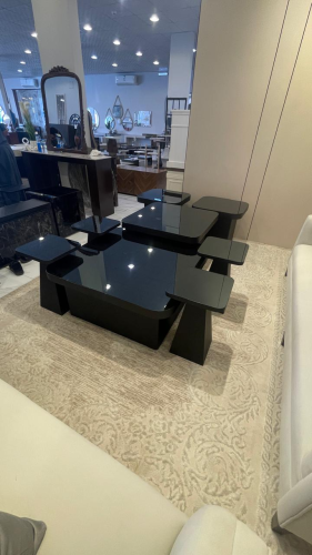 طقم طاولات خشب سطح مريا اسود