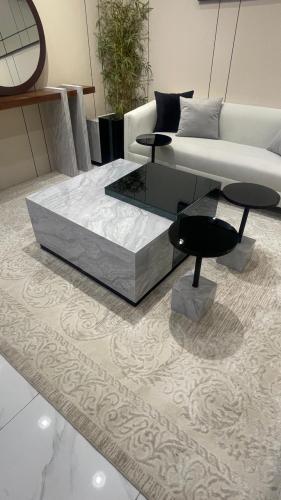 طقم طاولات بديل رخام مع مريا اسود