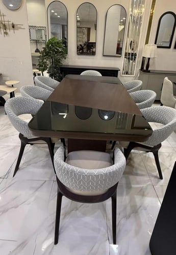 طاولة طعام (٨) اشحاص