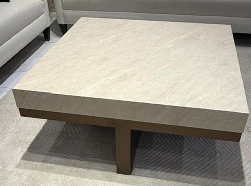 طاولة تقديم