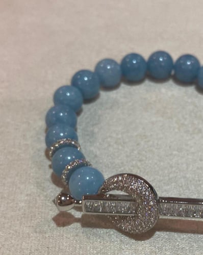 شوكر انيق من الاحجار والزركون الفاخر (لون المعدن ف...