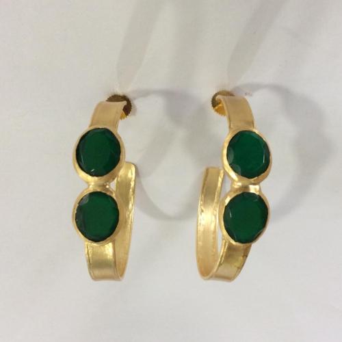 اقراط اذن مطلية