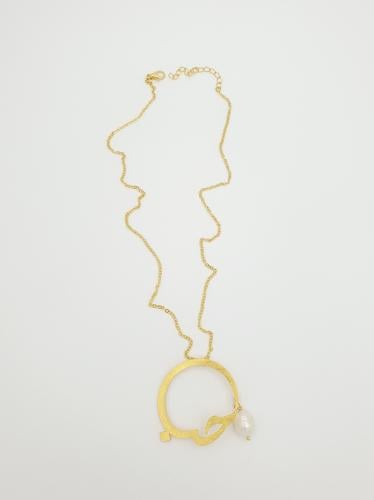 عقد مطلي ذهب كلمة حب