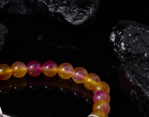 لون المعدن فضي - مقاس cm 16 (s-m) ….. سوارة فاخرة...