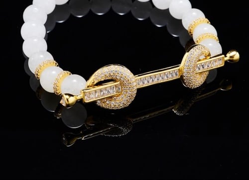 شوكر انيق من الاحجار والزركون الفاخر (لون المعدن ف...