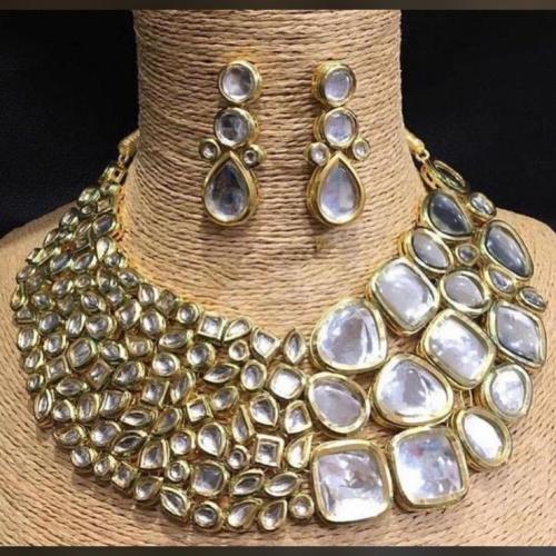 طقم هندي رائع يتكون من عقط واقراط اذن ( العقد يلبس...