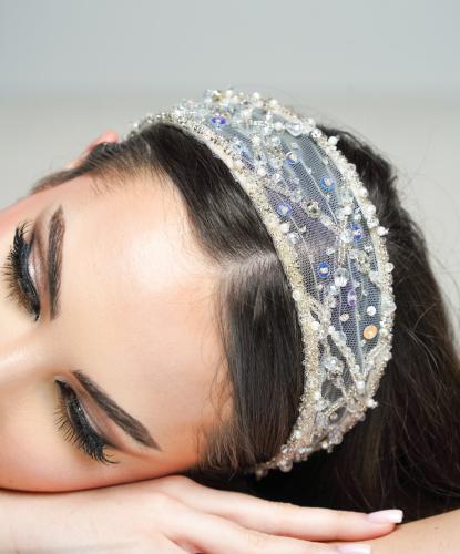 طوق شعر بتصميم مميز والشك اليدوي