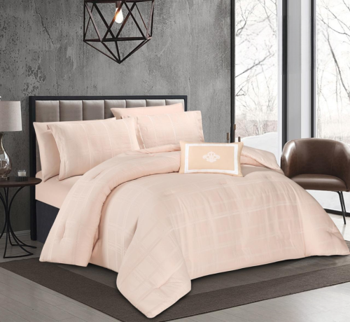 طقم مفرش من هورس نفرين 7 قطع فاخر LUNCE-05