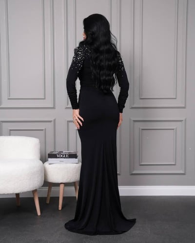 فستان اسود سهره