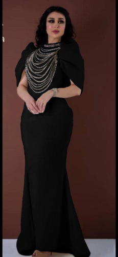 فستان سهرع اسود سلاسل