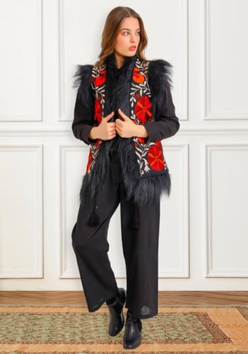 جاكيت Mona بدون كم