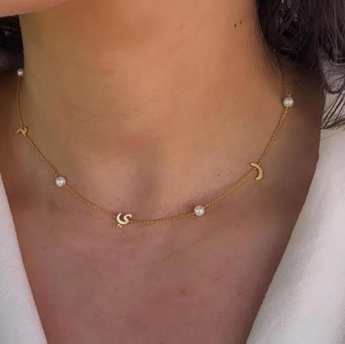 عقد سلسال ناعم بالاسم حروف