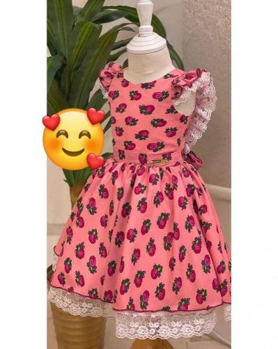 فستان بناتي تراثي بتصميم عصري وأنيق