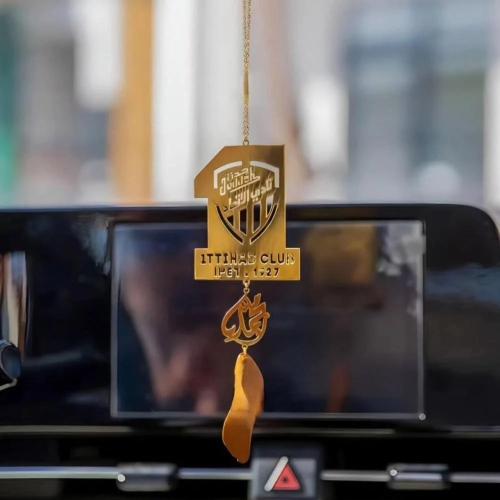 تعليقة سيارة على شكل شعار نادي الاتحاد