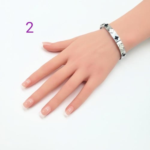 سوارة فان كليف 4 وردات - مستوحاة